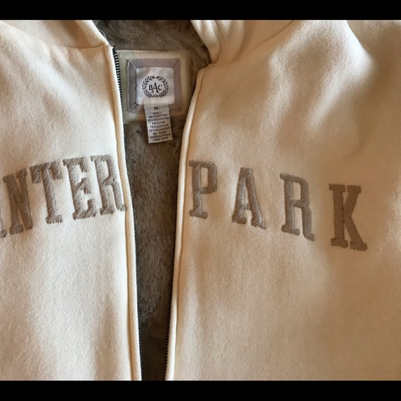 NWOT  gorgeous heavy winter jacket - Picture 4 of 7